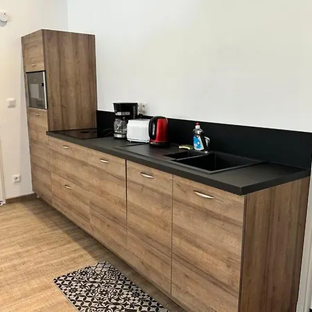 Camping Spacieux 70m² Pour 5 Personnes A - Api-1-52-703 *