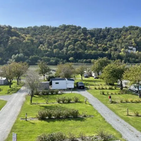 Camping Spacieux 70m² Pour 5 Personnes A - Api-1-52-703 *