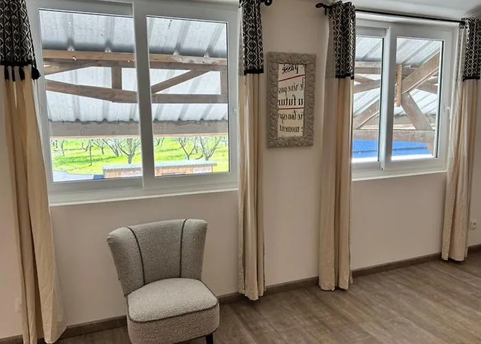 Spacieux 70m² Pour 5 Personnes A - Api-1-52-703