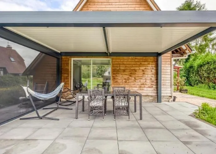 Kemping Spacieux 70m² Pour 5 Personnes A - Api-1-52-703